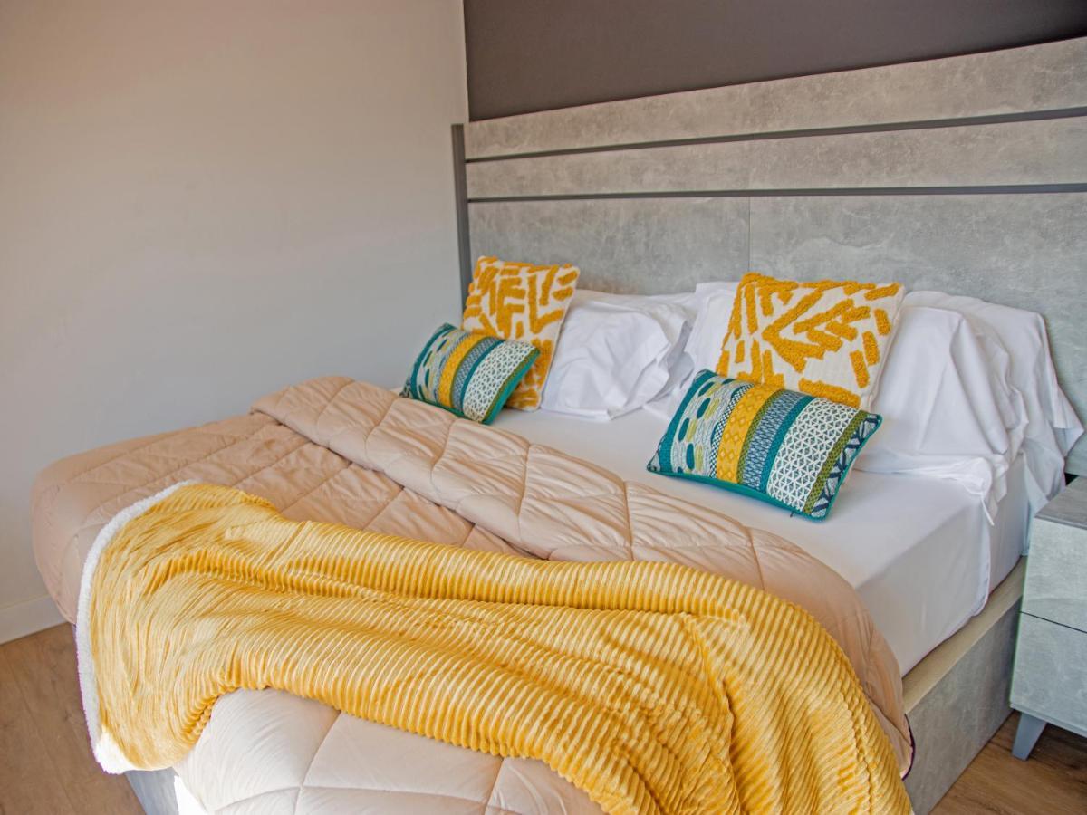 Apartamentos Santander Maliano Suites 3000 エクステリア 写真